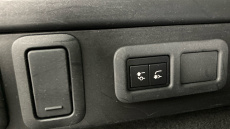 Land Rover Range Rover Velar 2.0 D200 R-Dynamic HSE 5dr Auto Diesel Estate